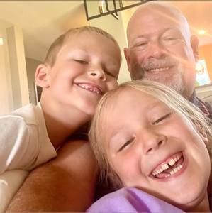 Meet your Posher, Ray